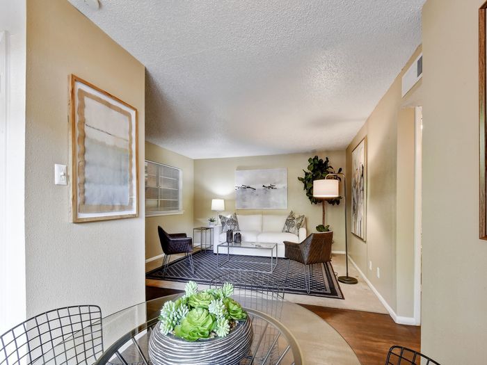 Hunter's Glen Apartments - San Antonio TX