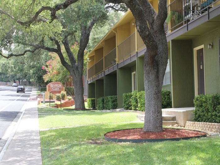 Hunter's Glen Apartments - San Antonio TX