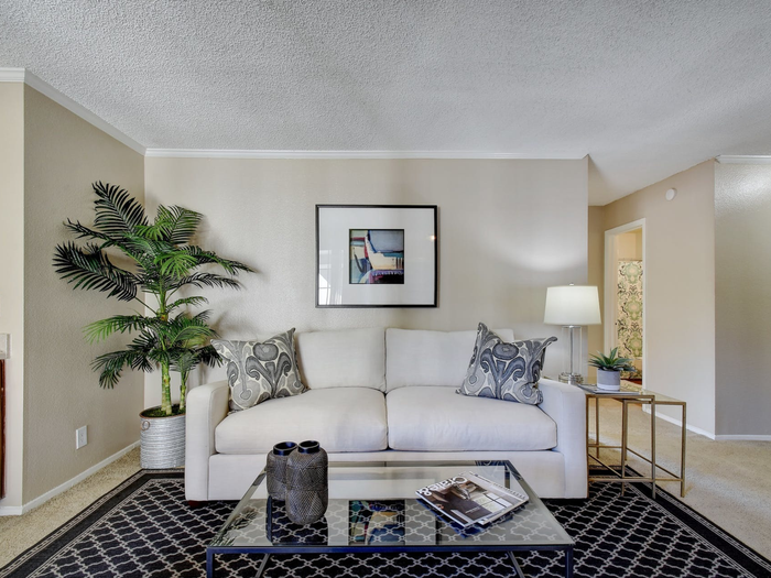 Silver Oaks Apartments
