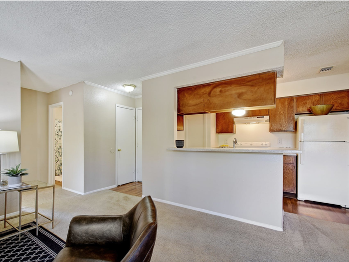 Silver Oaks Apartments