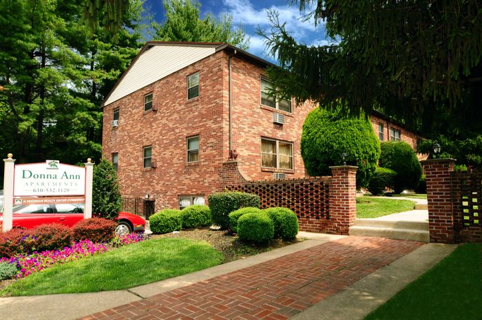 Donna Ann Apartments exterior