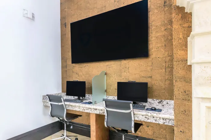 leasing office business center