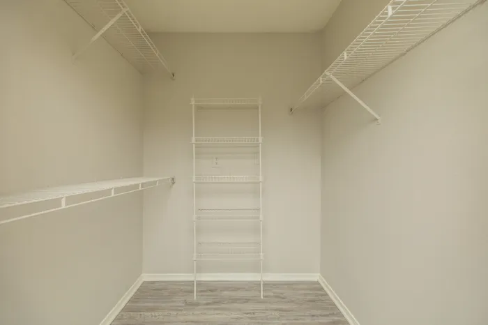 Walk in Closet