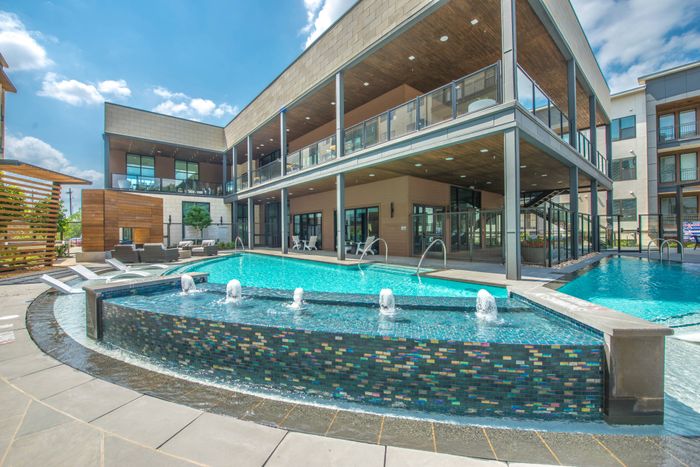 sparkiling pool fountains