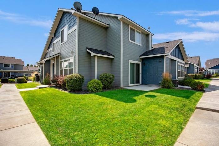 Pasco Apartment Community | Apartments In Pasco Wa | Navigator Villas