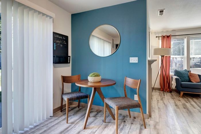 Luxurious Living Room | Apartments Pasco Wa | Navigator Villas
