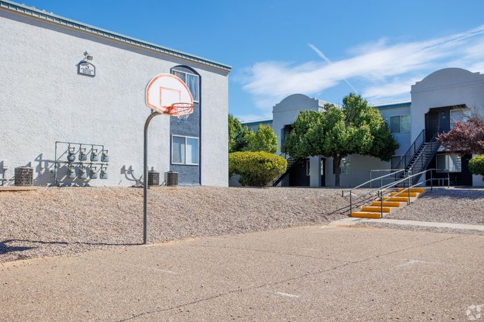Basketball Courts for Residents at Lifestyles at Renaissance in Albuquerque