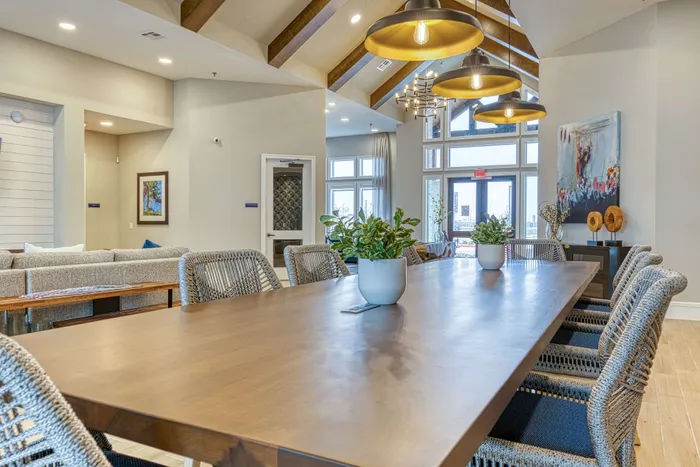Buisness Center in the clubhouse with computers and meeting table