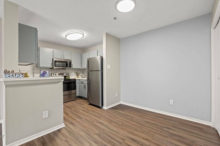 Elegant dining room with modern design at Avonmora Apartments, Austin, TX.
