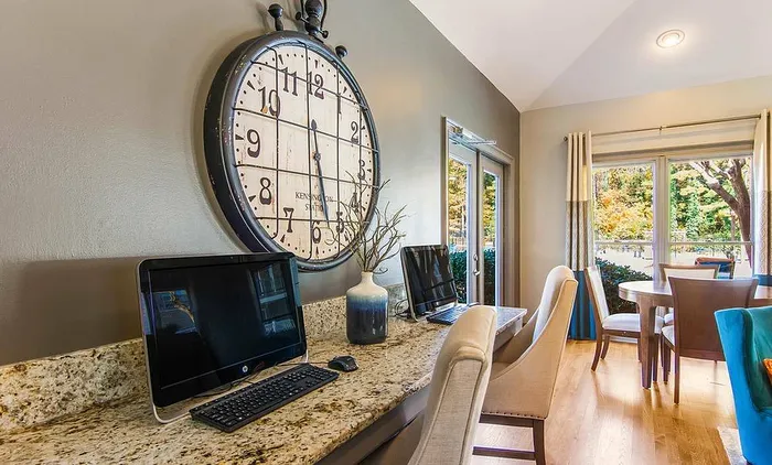 Modern business center with workspaces at Avenues of Kennesaw in Georgia
