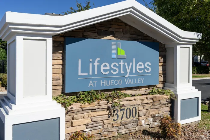 Welcome to Lifestyles at Hueco Valley