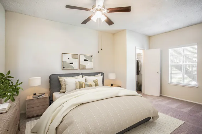 Bedroom with ceiling fan