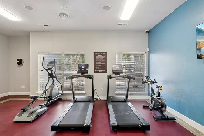 Residents using Avonmora&rsquo;s fitness center with modern gym equipment in Austin, TX