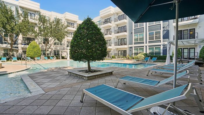 outdoor lounge seating with friends and family at Addison, Texas.