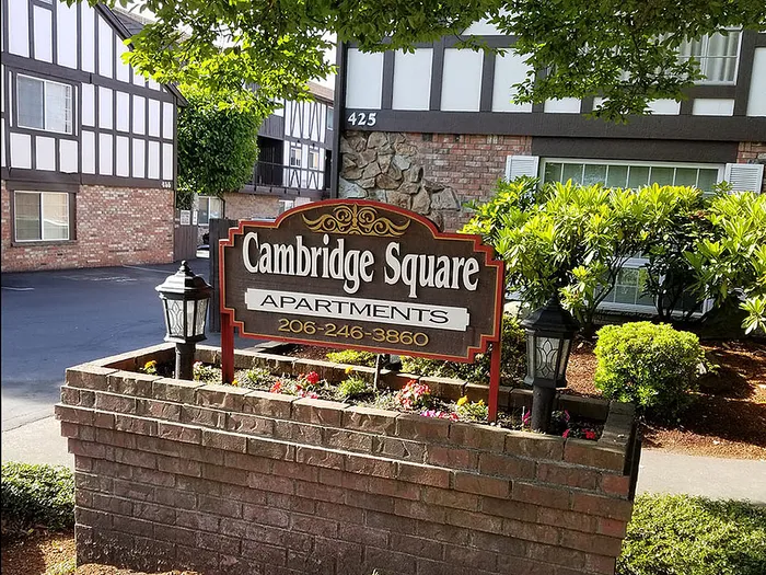 Cambridge square property sign