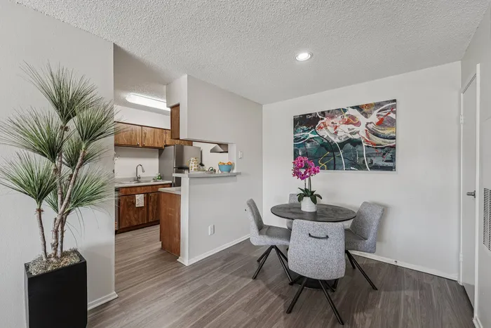 Elegant Dining Space at Sandstone Apartments