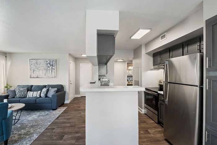 Living space open to the state of the art kitchen