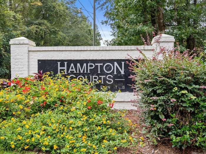 Hampton Courts property sign