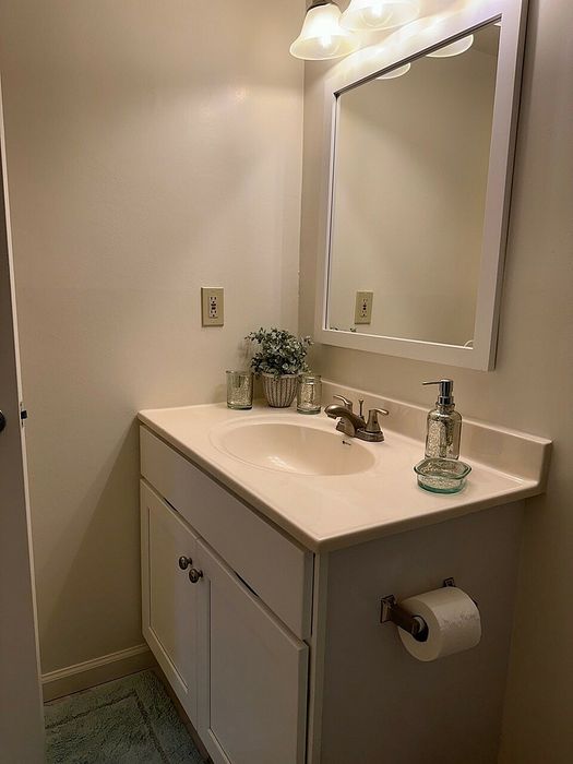 Plum Tree - Model Bathroom 2