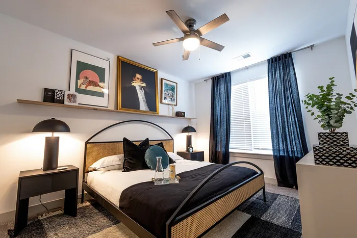 Woodburn Exchange - Stylish Bedroom
