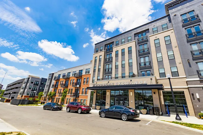 Woodburn Exchange - Modern Exterior