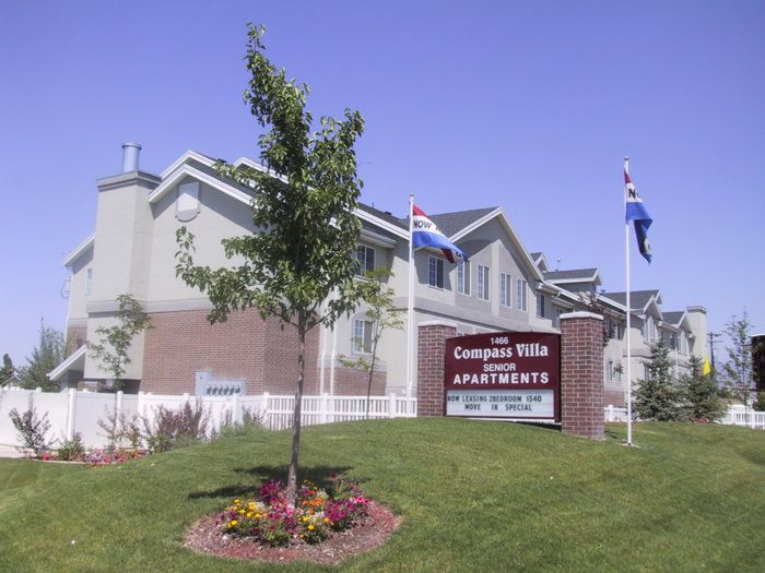 Compass Villa Exterior