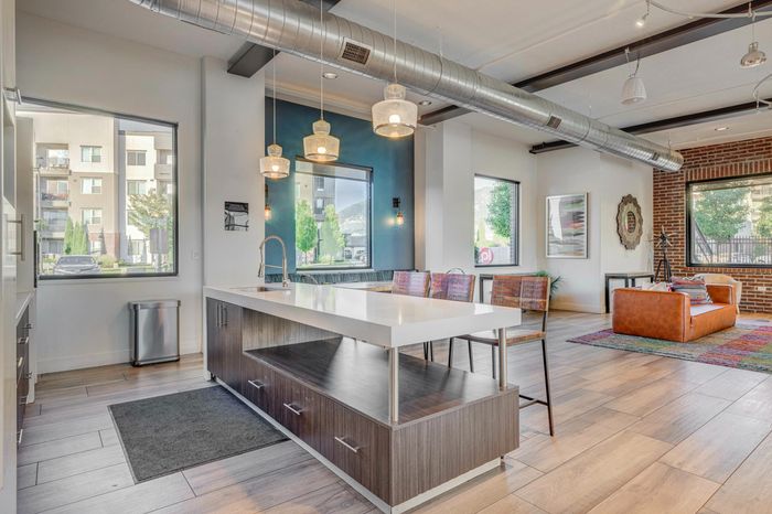 Clubroom | Parkway Lofts | Orem Apartments