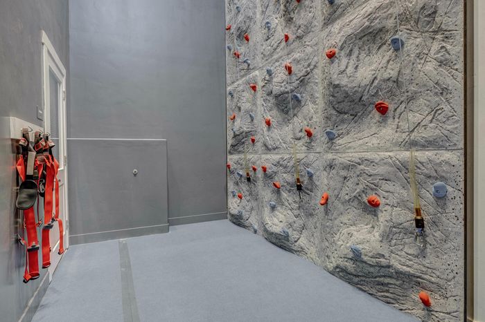 Climbing Wall | Parkway Lofts | Orem Apartments