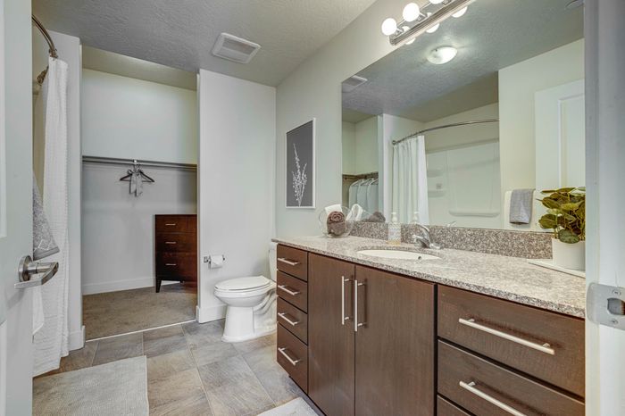 Spacious Master Bathroom | Apartment Homes for rent in North Salt Lake, UT | Eaglewood Loftsrior