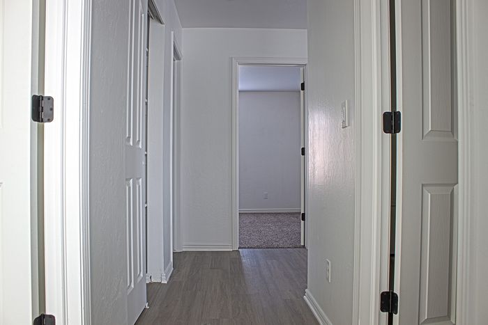 Hallway | 3x2 Stone Creek Village | Bountiful, UT