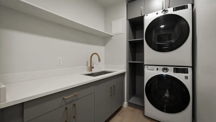 Dione | Laundry Room