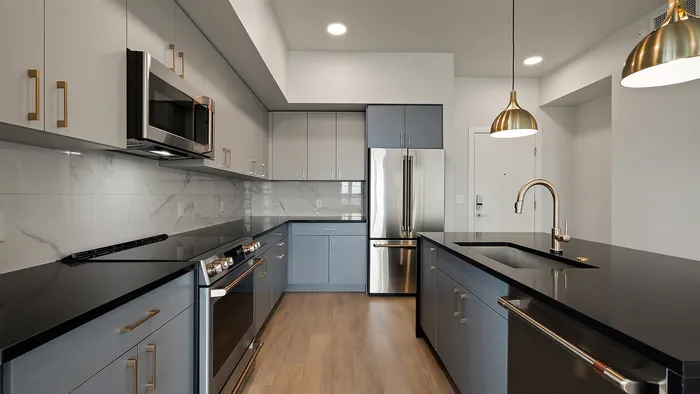 Jade | Kitchen - view2