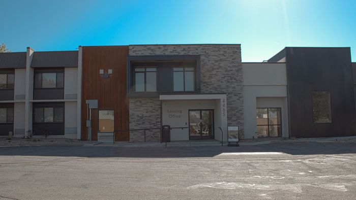 Exterior view of The Oslo apartment community in Murray, Utah