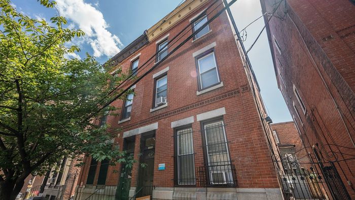 3916 Pine