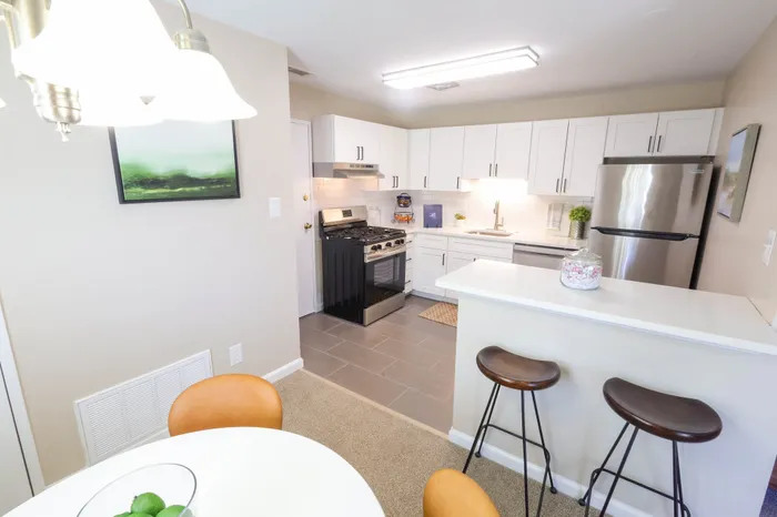 Salem Harbour Apartments Beautiful Updated Kitchens