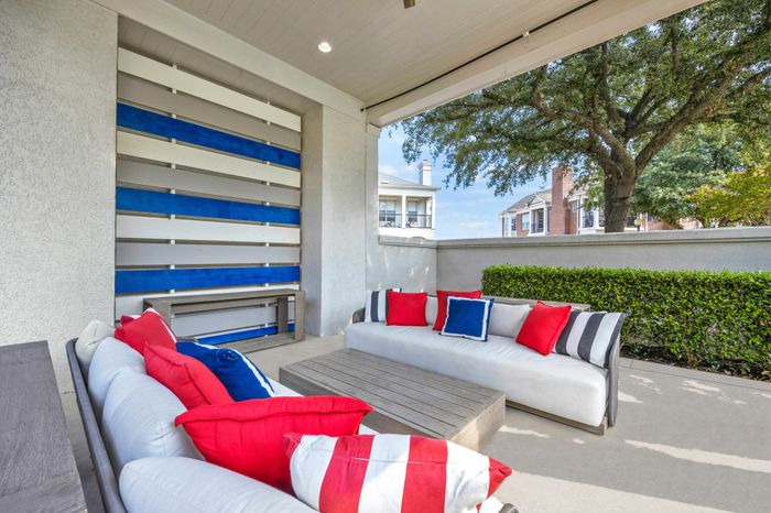 pool lounge area