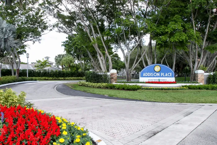 Boca Raton Apartment Monument