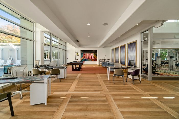 Leasing Office