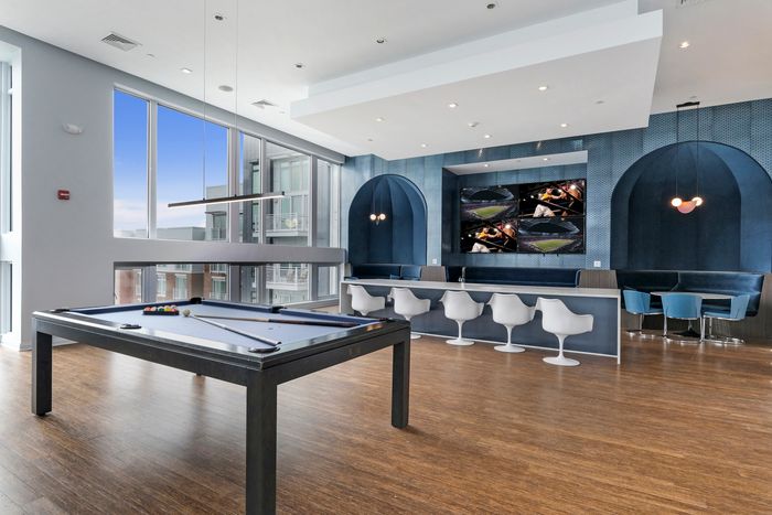 Billiard in Clubhouse