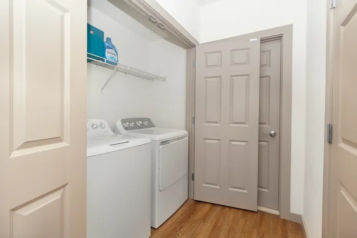 Elmsford Apartment Washer & Dryer Area - Apex at 290