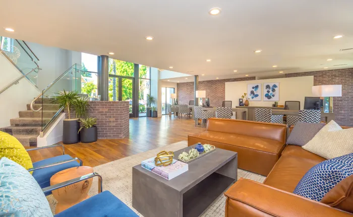 Citrus Heights Apartment Clubhouse - Montage at Fair Oaks