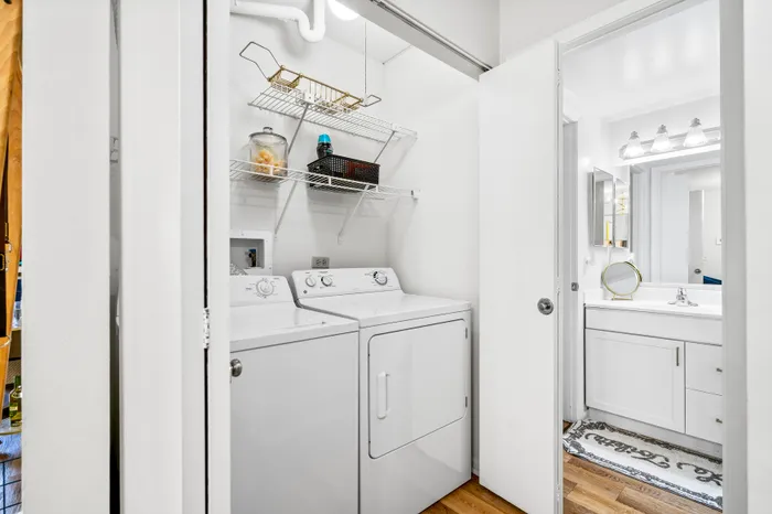 in unit washer and dryer