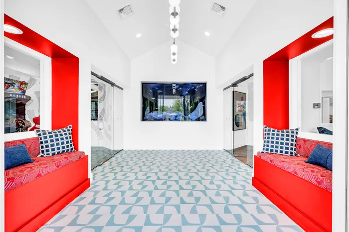 clubhouse entrance
