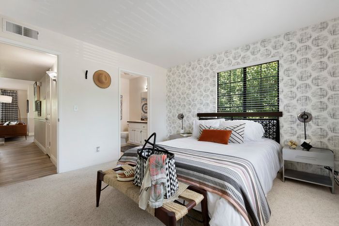 Model Bedroom