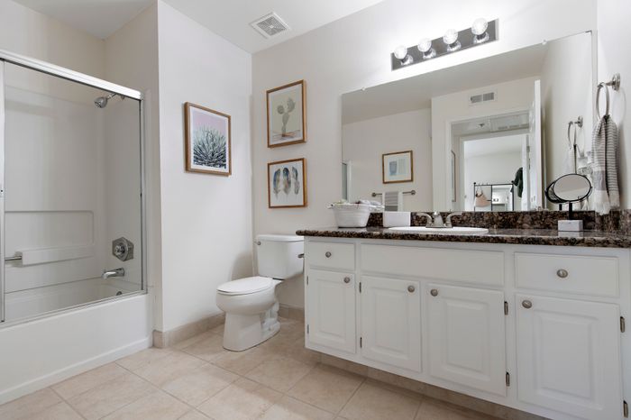 Spacious Bathroom