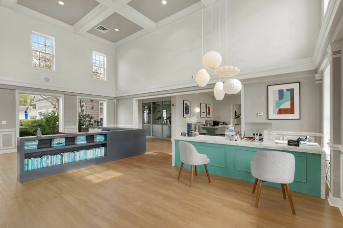 Clubhouse Leasing Area