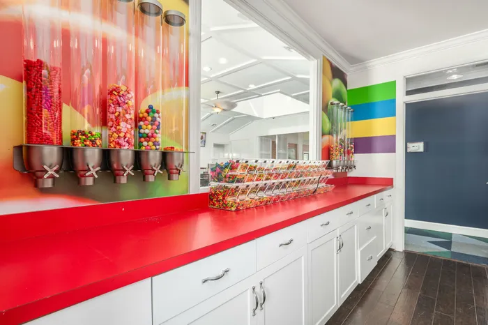 Clubhouse - Candy Room