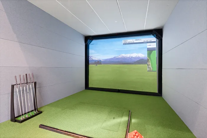 golf simulator