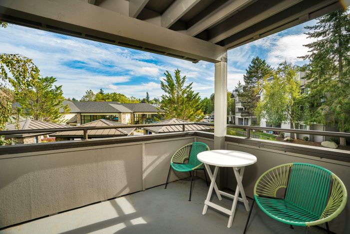Tacoma Apartments Balcony - The Boulders at Puget Sound