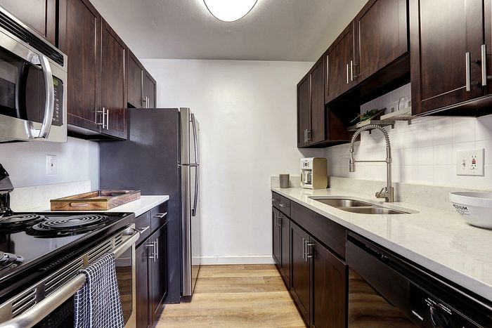 Apartments In Golden CO | Photos | The Summit at Red Rocks